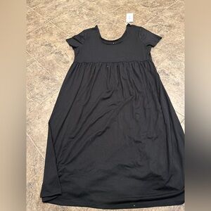 🍐Maternity Black Short-Sleeve Dress